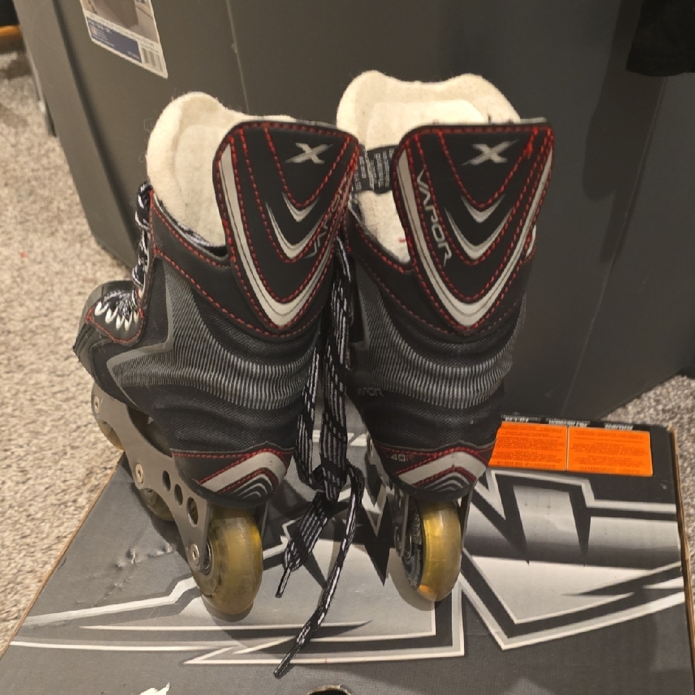 Kids Black and Gray Inline Skates - Size 11 - Picture 4 of 8